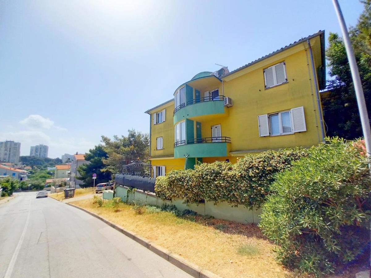 Apartment Lungomare PUY Exterior foto